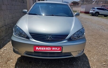 Toyota Camry V40, 2002 год, 700 000 рублей, 4 фотография