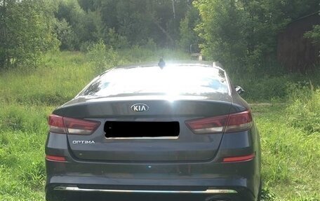 KIA Optima IV, 2018 год, 2 000 000 рублей, 8 фотография