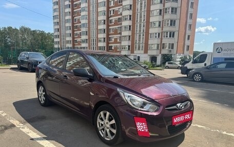 Hyundai Solaris II рестайлинг, 2014 год, 670 000 рублей, 3 фотография