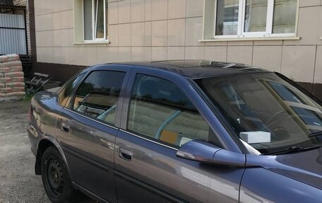 Opel Vectra B рестайлинг, 1996 год, 100 000 рублей, 2 фотография