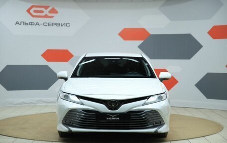 Toyota Camry, 2019 год, 2 750 000 рублей, 2 фотография