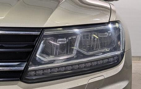 Volkswagen Tiguan II, 2018 год, 2 390 000 рублей, 10 фотография