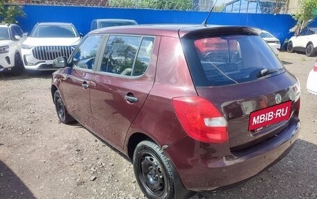 Skoda Fabia II, 2010 год, 400 000 рублей, 3 фотография