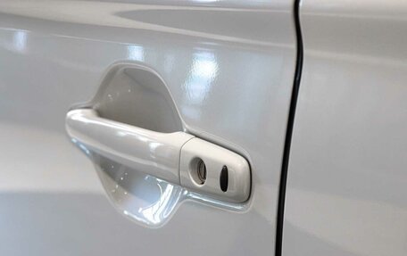 Mitsubishi Outlander III рестайлинг 3, 2022 год, 3 490 000 рублей, 5 фотография