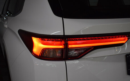 Mitsubishi Outlander, 2022 год, 4 450 000 рублей, 20 фотография