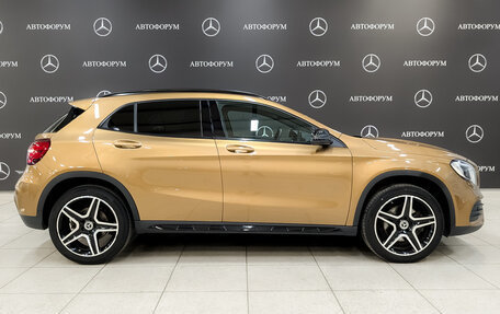 Mercedes-Benz GLA, 2018 год, 2 650 000 рублей, 4 фотография