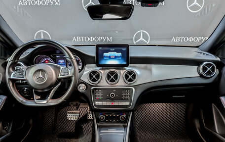 Mercedes-Benz GLA, 2018 год, 2 650 000 рублей, 14 фотография