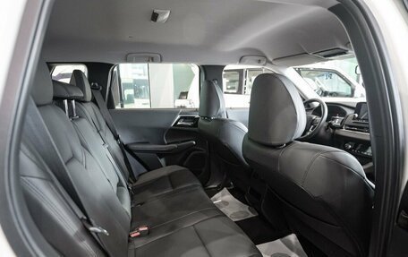 Mitsubishi Outlander, 2022 год, 5 400 000 рублей, 7 фотография