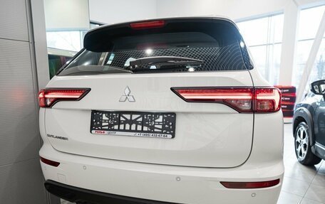 Mitsubishi Outlander, 2022 год, 5 400 000 рублей, 5 фотография