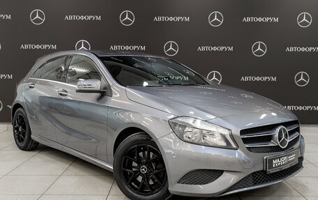 Mercedes-Benz A-Класс, 2015 год, 1 800 000 рублей, 3 фотография