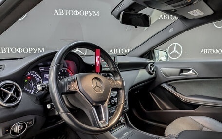 Mercedes-Benz A-Класс, 2015 год, 1 800 000 рублей, 16 фотография
