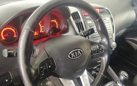 KIA cee'd I рестайлинг, 2011 год, 684 000 рублей, 14 фотография