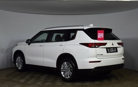 Mitsubishi Outlander, 2022 год, 4 450 000 рублей, 7 фотография