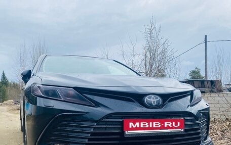 Toyota Camry, 2022 год, 3 600 000 рублей, 8 фотография