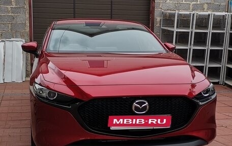Mazda 3, 2019 год, 2 500 000 рублей, 3 фотография