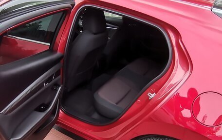 Mazda 3, 2019 год, 2 500 000 рублей, 12 фотография