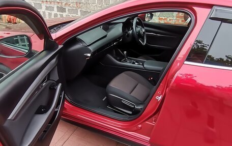 Mazda 3, 2019 год, 2 500 000 рублей, 13 фотография