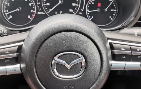 Mazda 3, 2019 год, 2 500 000 рублей, 21 фотография