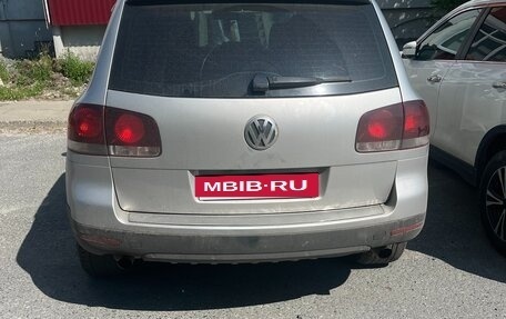 Volkswagen Touareg III, 2007 год, 1 550 000 рублей, 2 фотография