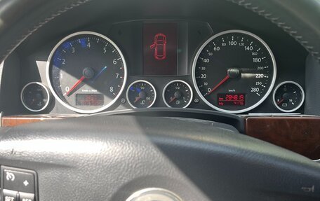 Volkswagen Touareg III, 2007 год, 1 550 000 рублей, 5 фотография