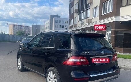 Mercedes-Benz M-Класс, 2012 год, 2 100 000 рублей, 4 фотография