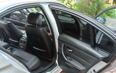 BMW 3 серия, 2005 год, 1 195 000 рублей, 19 фотография