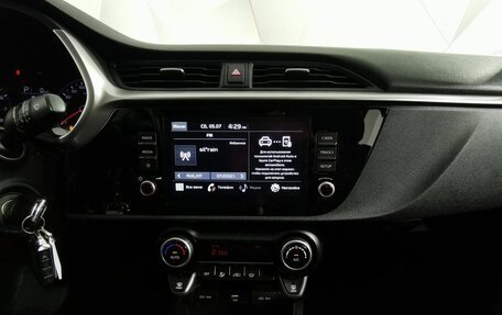 KIA Rio IV, 2021 год, 1 735 000 рублей, 12 фотография