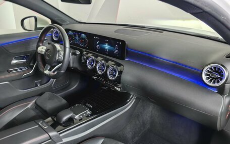 Mercedes-Benz A-Класс, 2021 год, 2 999 000 рублей, 9 фотография