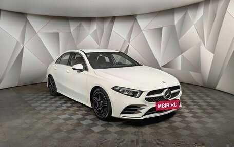 Mercedes-Benz A-Класс, 2021 год, 2 999 000 рублей, 3 фотография