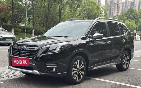 Subaru Forester, 2022 год, 3 380 000 рублей, 3 фотография