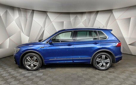 Volkswagen Tiguan II, 2018 год, 2 543 000 рублей, 5 фотография