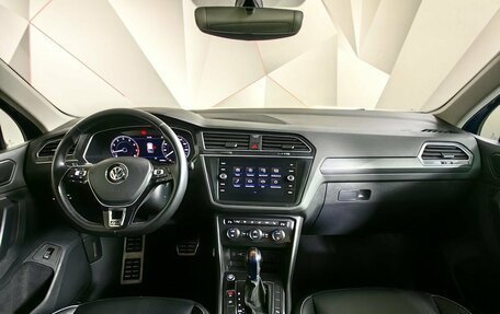 Volkswagen Tiguan II, 2018 год, 2 543 000 рублей, 11 фотография
