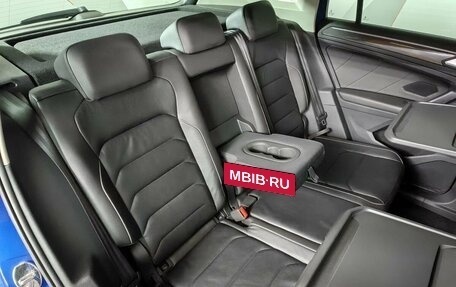 Volkswagen Tiguan II, 2018 год, 2 543 000 рублей, 14 фотография