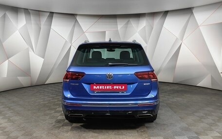 Volkswagen Tiguan II, 2018 год, 2 543 000 рублей, 8 фотография