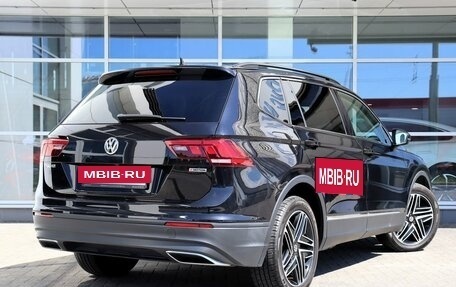 Volkswagen Tiguan II, 2019 год, 2 290 000 рублей, 4 фотография