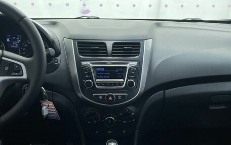 Hyundai Solaris II рестайлинг, 2016 год, 1 100 000 рублей, 16 фотография