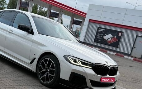 BMW 5 серия, 2020 год, 5 850 000 рублей, 1 фотография