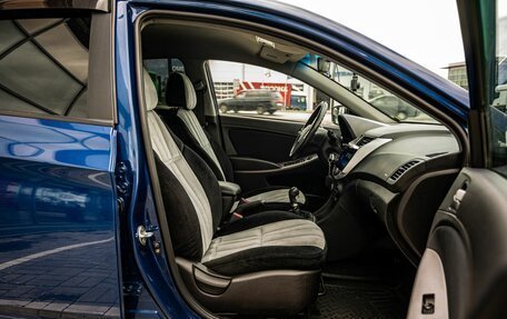 Hyundai Solaris II рестайлинг, 2014 год, 900 000 рублей, 11 фотография