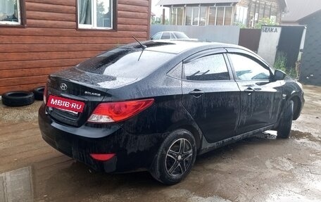 Hyundai Solaris II рестайлинг, 2012 год, 620 000 рублей, 2 фотография