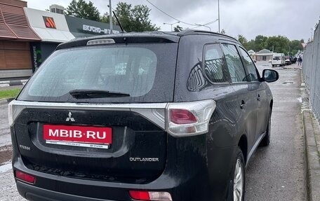 Mitsubishi Outlander III рестайлинг 3, 2013 год, 3 фотография
