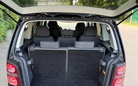 Volkswagen Touran III, 2007 год, 670 000 рублей, 7 фотография