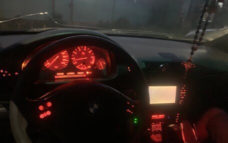 BMW 5 серия, 1999 год, 600 000 рублей, 23 фотография