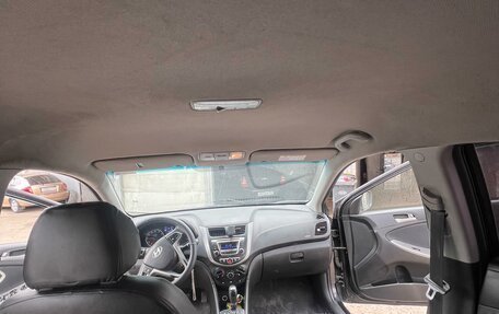 Hyundai Solaris II рестайлинг, 2015 год, 550 000 рублей, 10 фотография