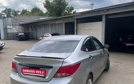 Hyundai Solaris II рестайлинг, 2015 год, 550 000 рублей, 11 фотография