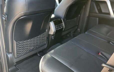 Toyota Land Cruiser Prado 150 рестайлинг 2, 2018 год, 4 900 000 рублей, 4 фотография