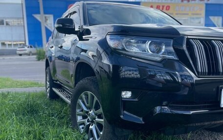 Toyota Land Cruiser Prado 150 рестайлинг 2, 2018 год, 4 900 000 рублей, 11 фотография
