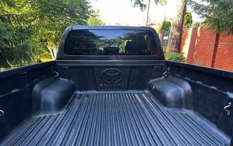 Toyota Hilux VIII, 2016 год, 3 200 000 рублей, 7 фотография