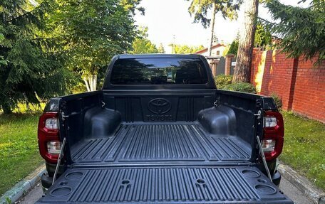 Toyota Hilux VIII, 2016 год, 3 200 000 рублей, 6 фотография
