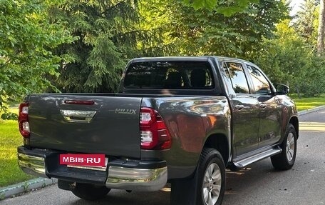 Toyota Hilux VIII, 2016 год, 3 200 000 рублей, 9 фотография