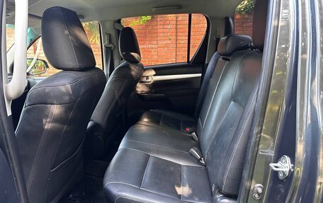 Toyota Hilux VIII, 2016 год, 3 200 000 рублей, 19 фотография